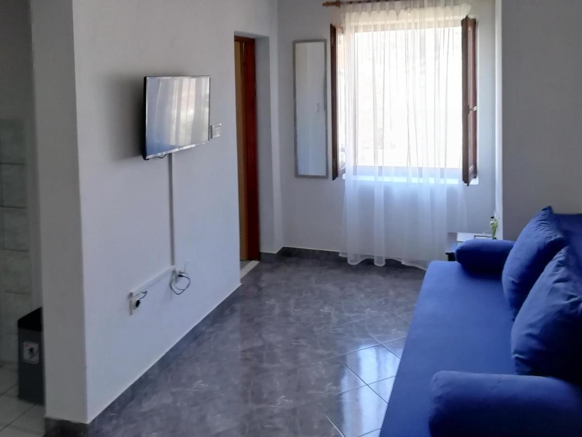 Apartments Mohar III Башка Экстерьер фото